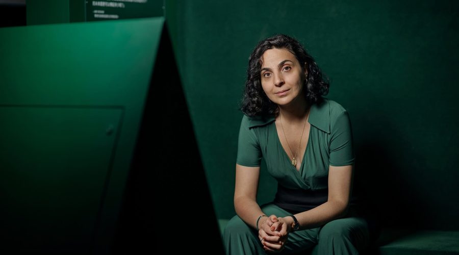 20240604 Stockholm.
Didem Yildirim på Etnografiska Museet.

Foto: Jonas Eng