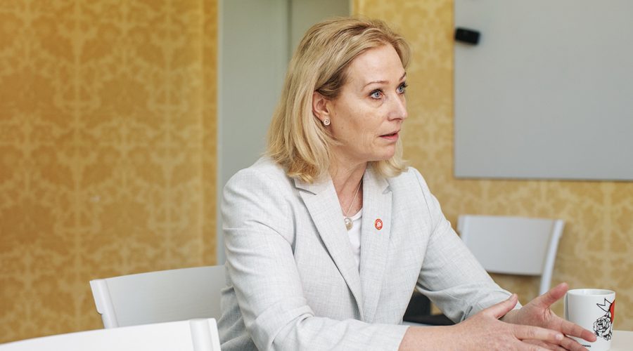 Jeanette Gustafsdotter; kulturminister. Kulturminister